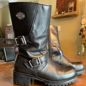 Women’s size 6 genuine leather Harley Davidson Moto/Riding boots